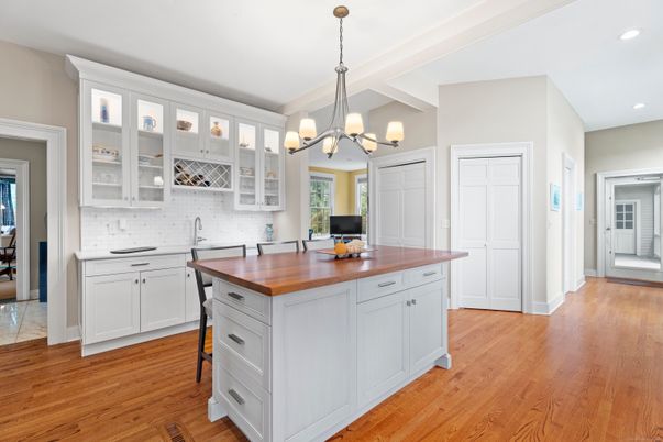 Chandelier, Interior, Kitchen, Recessed Lighting, Wood Texture Flooring