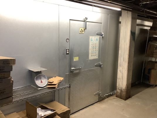 Elevator, Interior