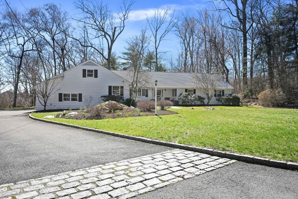 Backyard, Exterior, Facade, Ranch