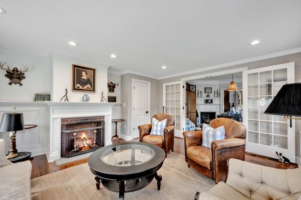 Fireplace, Interior, Living room, Pendant Lights, Recessed Lighting, Wood Texture Flooring