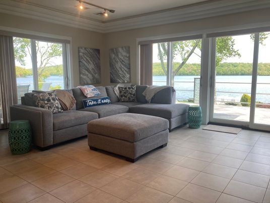 Interior, Living room, Water