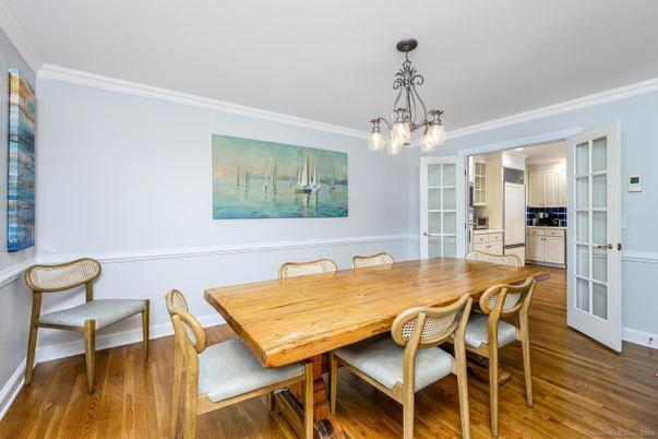 Chandelier, Dining room, Interior, Pendant Lights, Wood Texture Flooring