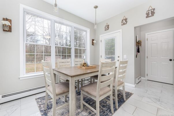 Dining room, Interior, Marble, Pendant Lights