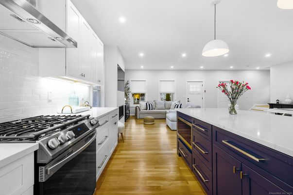 Interior, Kitchen, Living room, Pendant Lights, Recessed Lighting, Stainless Steel Appliances, Wood Texture Flooring