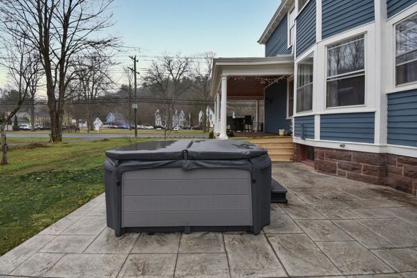 Backyard, Exterior, Hot Tub