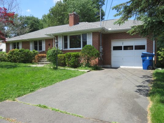 Attached, Exterior, Facade, Brick Facade, Ranch
