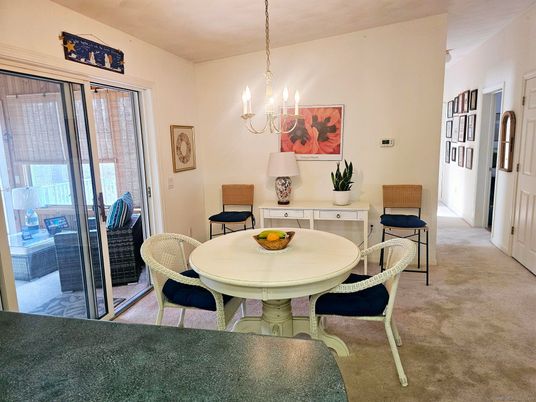 Chandelier, Dining room, Interior
