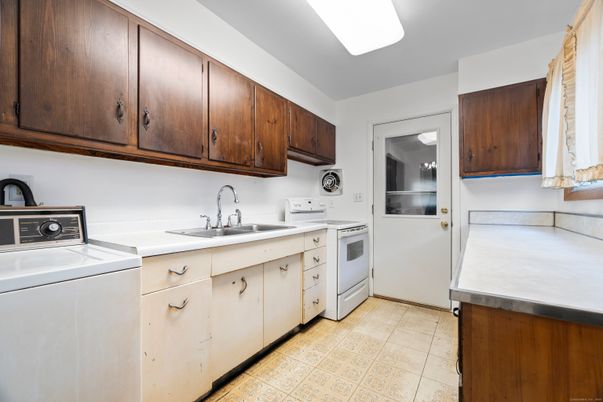 Interior, Kitchen, Washer