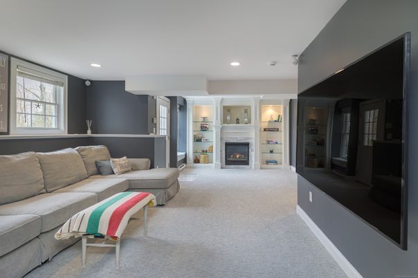 Fireplace, Interior, Living room, Recessed Lighting