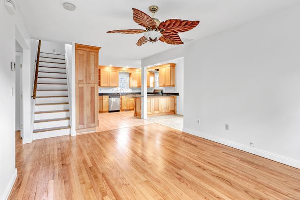 Empty room, Interior, Kitchen, Wood Texture Flooring