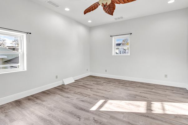 Empty room, Interior, Recessed Lighting, Wood Texture Flooring