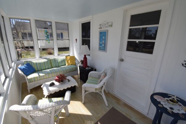 Interior, Living room, Sun Room, Wood Texture Flooring