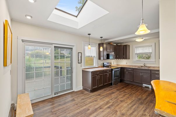 Glass Ceilings, Interior, Kitchen, Pendant Lights, Recessed Lighting, Wood Texture Flooring