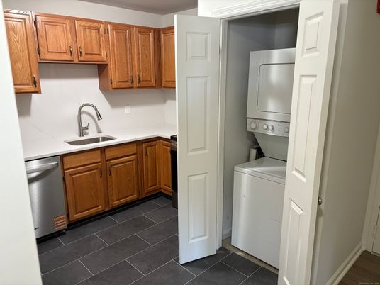 Interior, Kitchen, Utility Closets, Washer