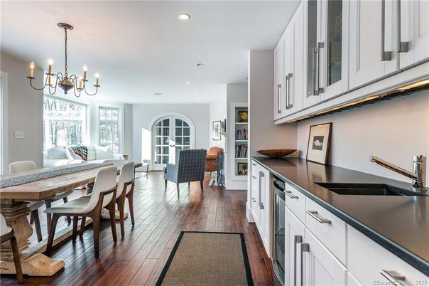 Chandelier, Dining room, Interior, Kitchen, Recessed Lighting, Wood Texture Flooring