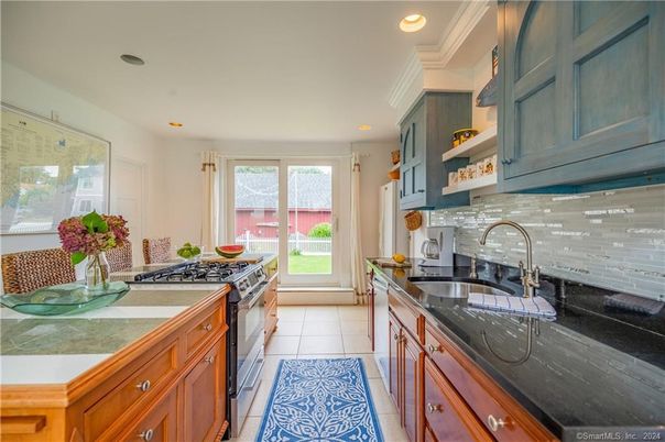 Interior, Kitchen, Recessed Lighting, Tile Countertops