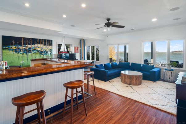 Interior, Living room, Recessed Lighting, Water, Wood Texture Flooring