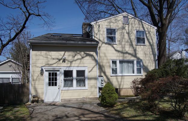 Exterior, Facade, Georgian