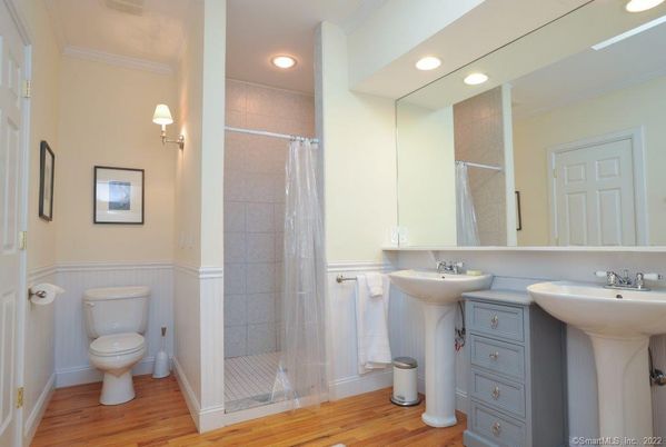 Bathroom, Interior, Recessed Lighting, Wood Texture Flooring
