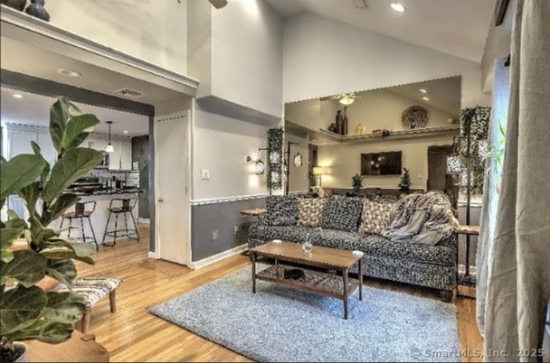 Interior, Kitchen, Living room, Pendant Lights, Recessed Lighting, Wood Texture Flooring
