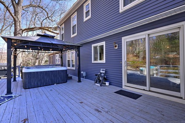 Exterior, Hot Tub