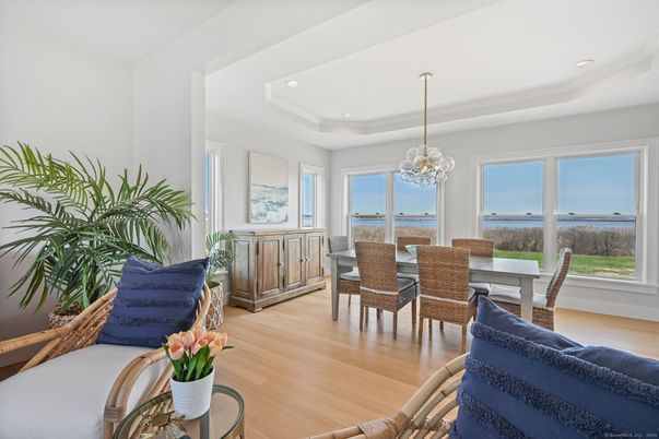 Chandelier, Dining room, Interior, Pendant Lights, Recessed Lighting, Water, Wood Texture Flooring