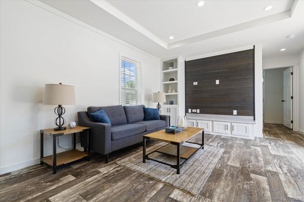 Interior, Living room, Recessed Lighting, Wood Texture Flooring