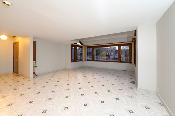 Empty room, Interior, Marble, Recessed Lighting