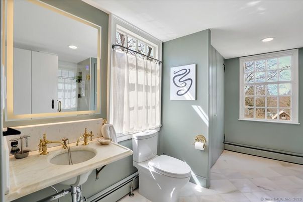 Bathroom, Interior, Recessed Lighting