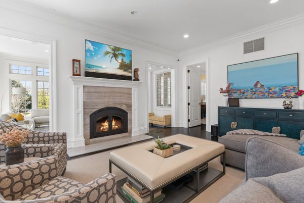 Fireplace, Interior, Living room, Recessed Lighting