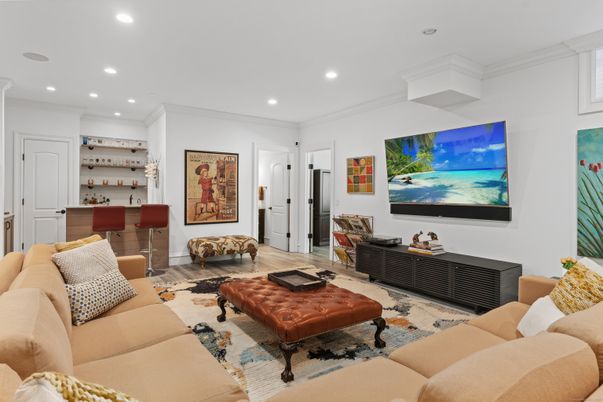 Interior, Living room, Recessed Lighting, Wood Texture Flooring