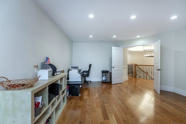 Home Office, Interior, Recessed Lighting, Wood Texture Flooring