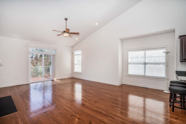 Empty room, Interior, Recessed Lighting, Wood Texture Flooring