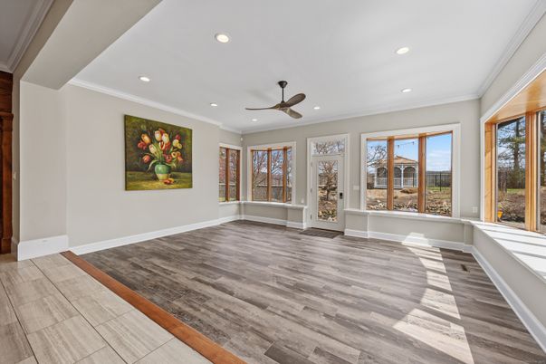 Empty room, Interior, Recessed Lighting, Wood Texture Flooring