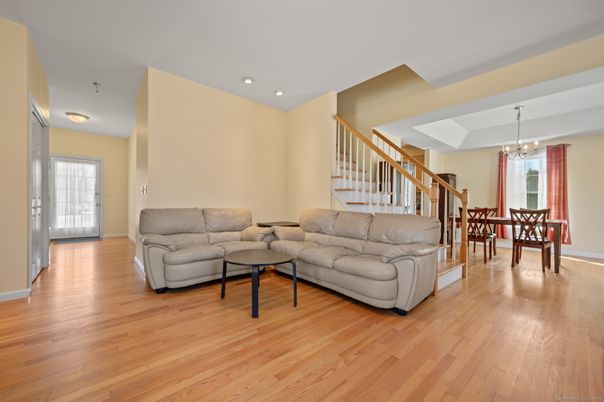 Chandelier, Dining room, Interior, Living room, Recessed Lighting, Wood Texture Flooring