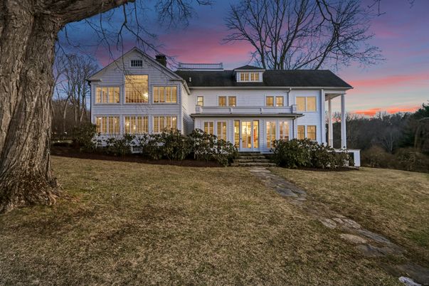 Backyard, Exterior, Facade, Farmhouse