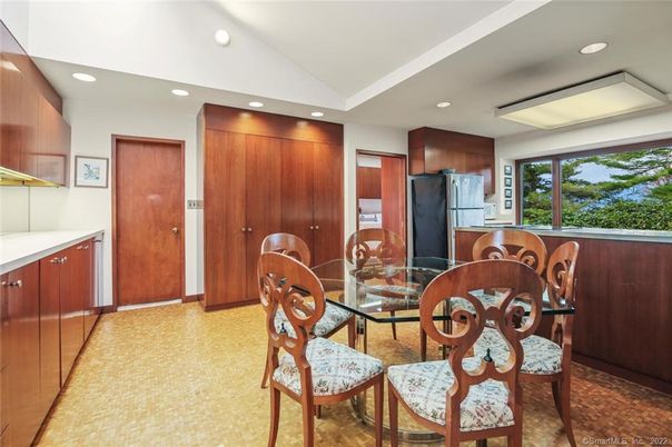 Dining room, Interior, Recessed Lighting