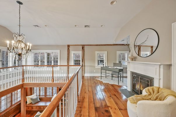 Chandelier, Fireplace, Interior, Recessed Lighting, Wood Texture Flooring