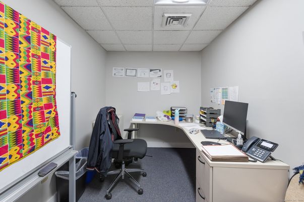 Home Office, Interior