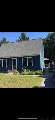 Backyard, Exterior, Facade, Cape Cod