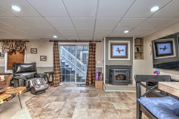 Fireplace, Interior, Recessed Lighting