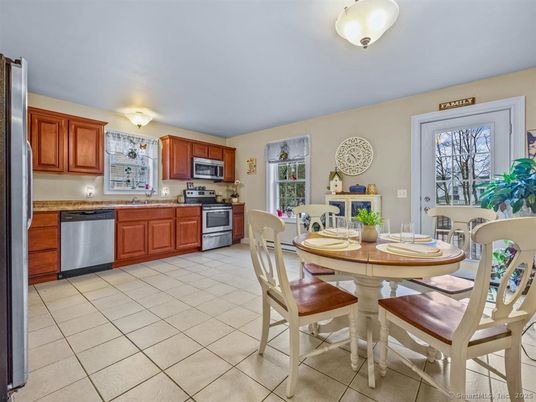 Dining room, Interior, Kitchen, Stainless Steel Appliances