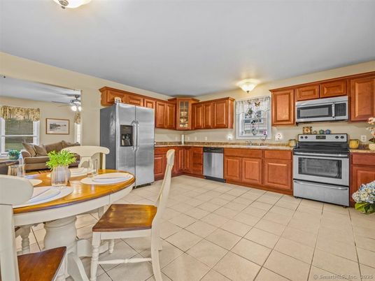 Dining room, Interior, Kitchen, Stainless Steel Appliances