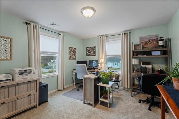 Home Office, Interior