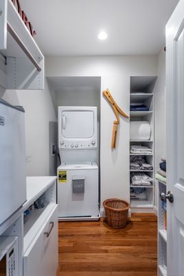 Interior, Recessed Lighting, Utility Closets, Washer, Wood Texture Flooring
