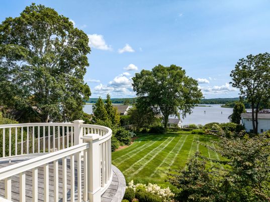 Backyard, Exterior, Water