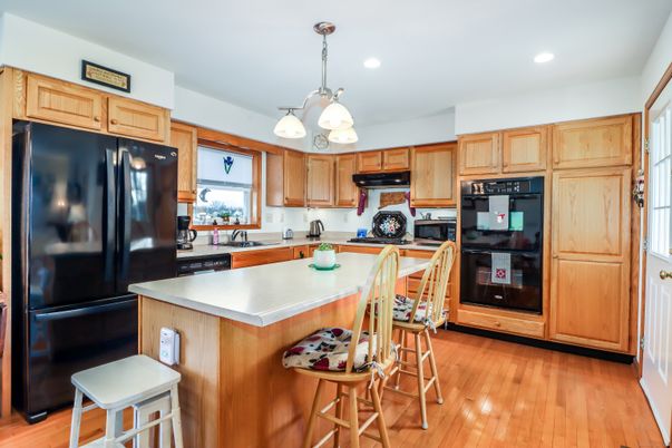 Interior, Kitchen, Pendant Lights, Recessed Lighting, Wood Texture Flooring