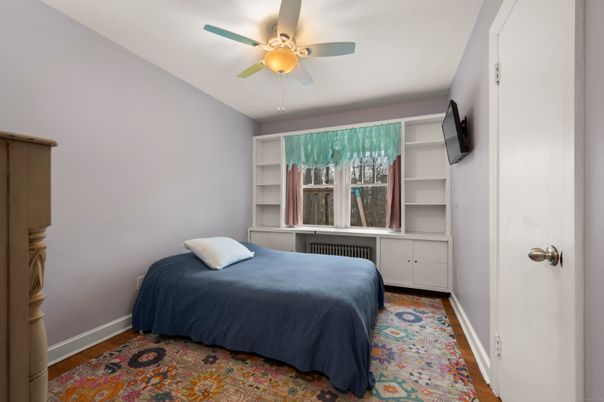 DE Listing image placeholder
