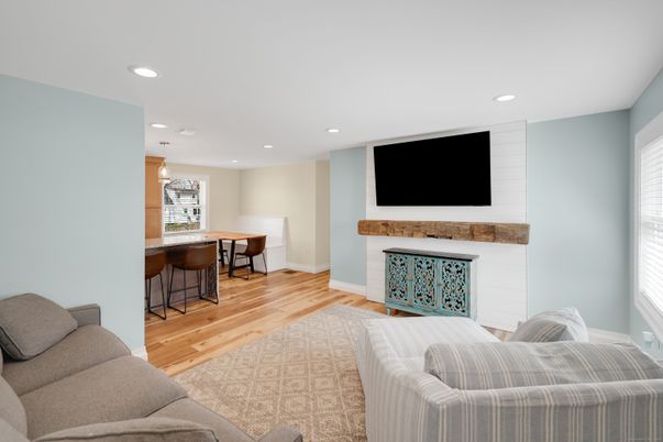 Dining room, Interior, Living room, Recessed Lighting, Wood Texture Flooring