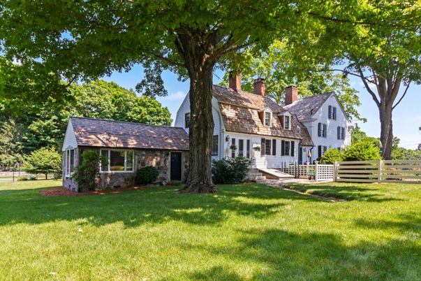 Backyard, Exterior, Facade, Cape Cod